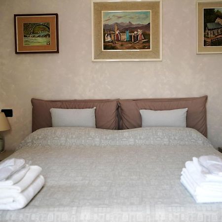 Bed and Breakfast Le Cicogne Роверето Экстерьер фото