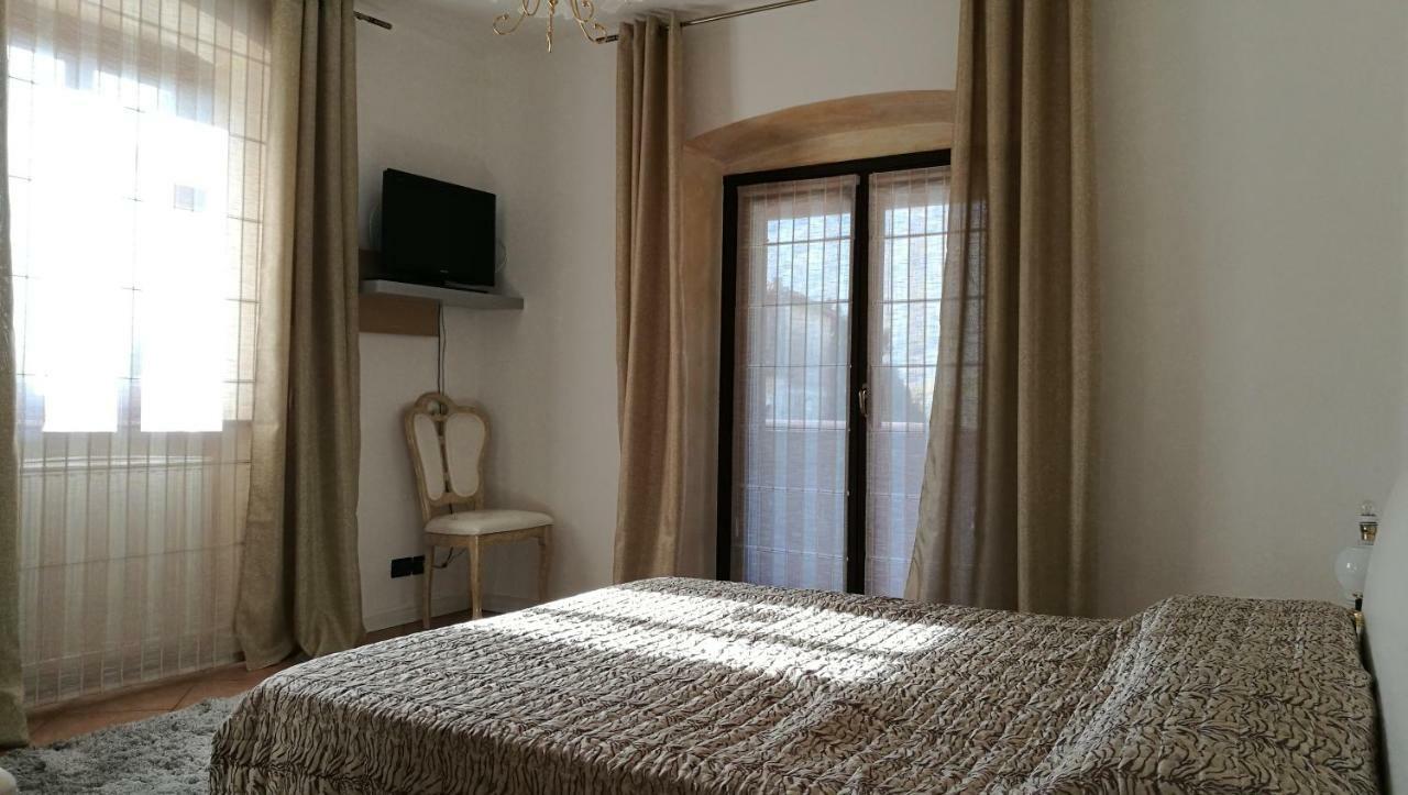 Bed and Breakfast Le Cicogne Роверето Экстерьер фото